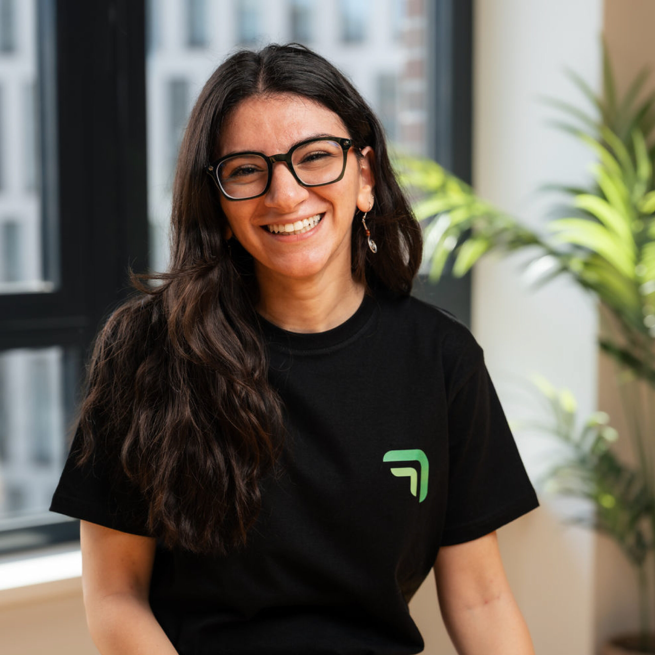 Das ist ein Bild von Maria. Maria ist im Design-Team von summ ai.